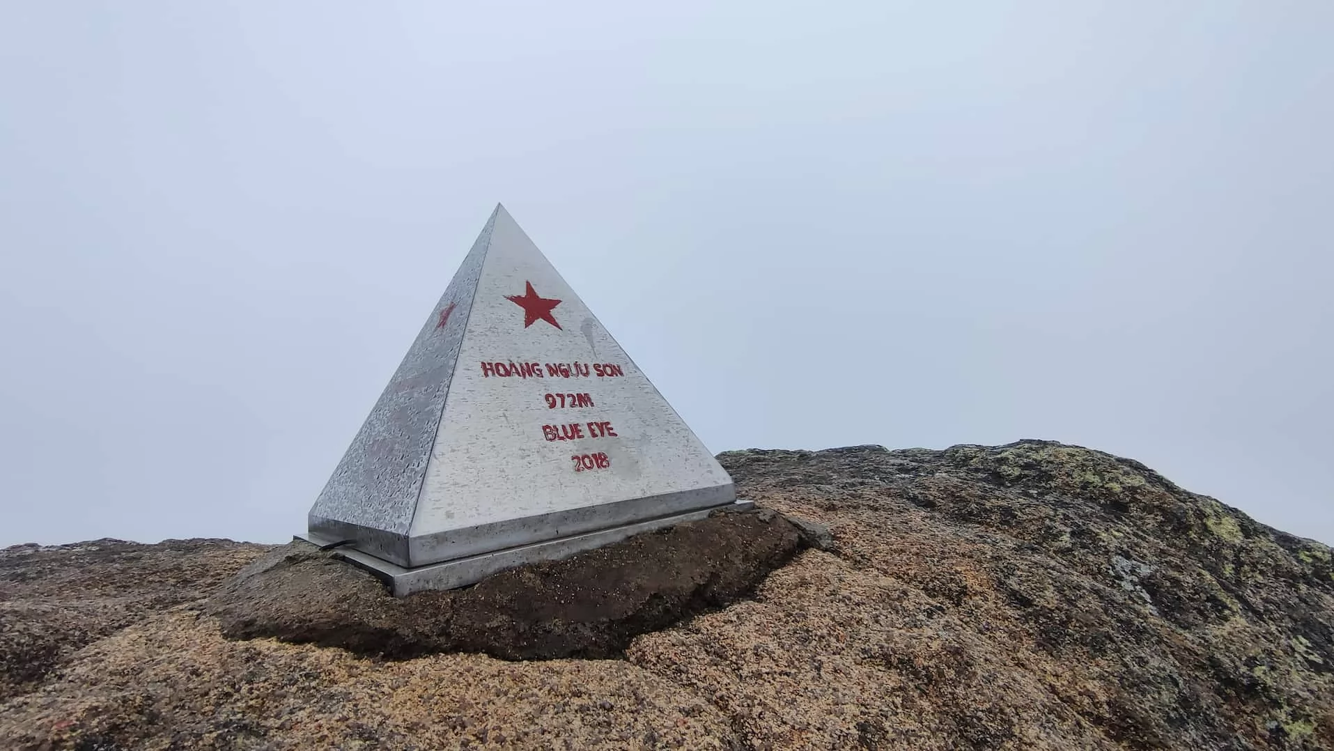 Hoàng Ngưu Sơn - Nóc Nhà Nha Trang